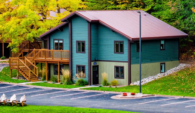 Michigan inn and lodge