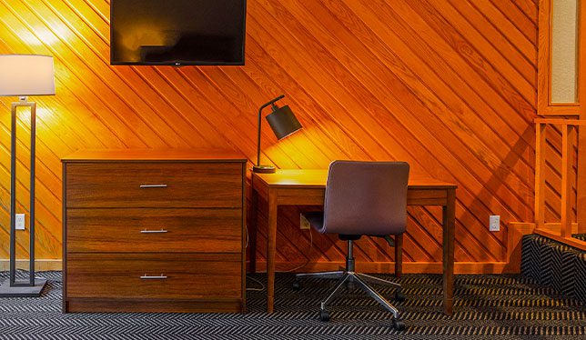 michigan-inn-and-lodge-pool Michigan inn and lodge